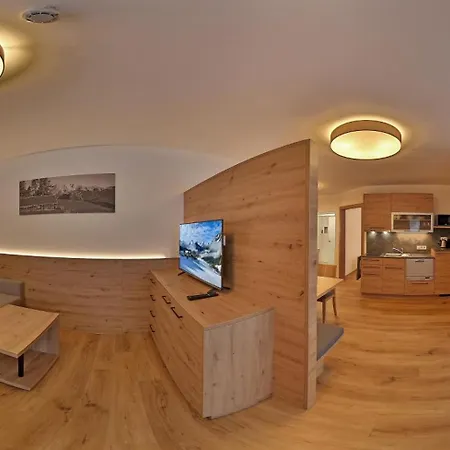 Appartementhaus Madlen 酒店 茵特斯托德