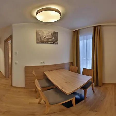 Отель Appartementhaus Madlen